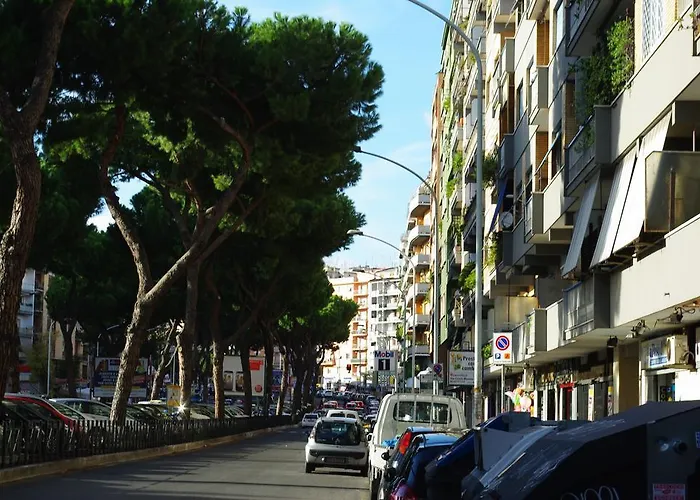 Appia Avenue 639 בית הארחה